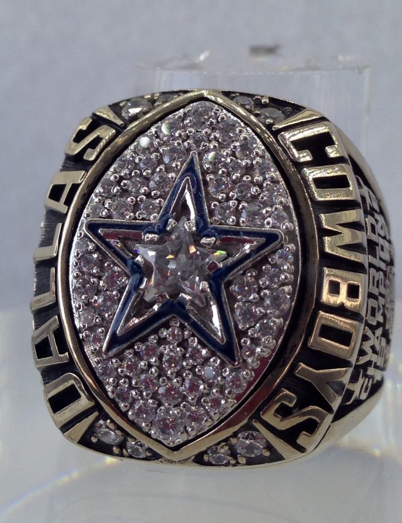 1992 Dallas Cowboys NFL Super Bowl Ring – Gold & Silver Pawn Shop